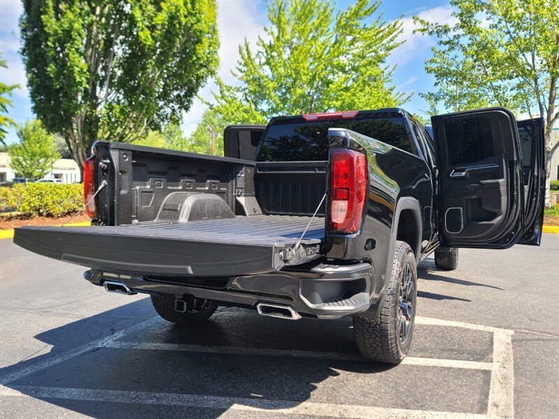 2023 GMC Sierra 1500 DURAMAX DIESEL 4X4 / X-31 OFF ROAD / 2,000 MILES !  / 3.0L TURBO-DIESEL / STILL NEW !! - Photo 27 - Portland, OR 97217