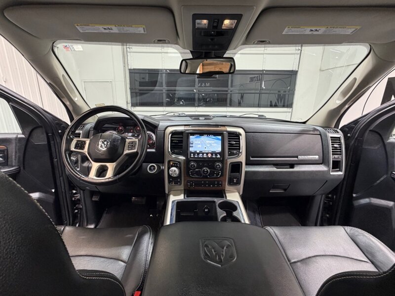 2014 RAM 1500 Laramie Crew Cab 4X4 5.7L V8 /Leather / LOADED /Heated & Cooled Leather Seats / Sunroof / ZERO RUST - Photo 43 - Gladstone, OR 97027