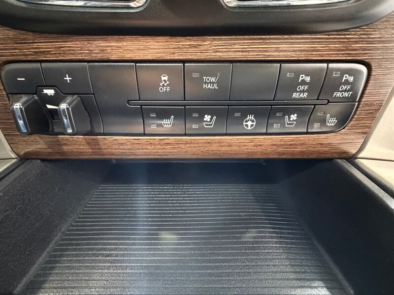 2014 RAM 1500 Laramie Crew Cab 4X4 5.7L V8 /Leather / LOADED /Heated & Cooled Leather Seats / Sunroof / ZERO RUST - Photo 21 - Gladstone, OR 97027