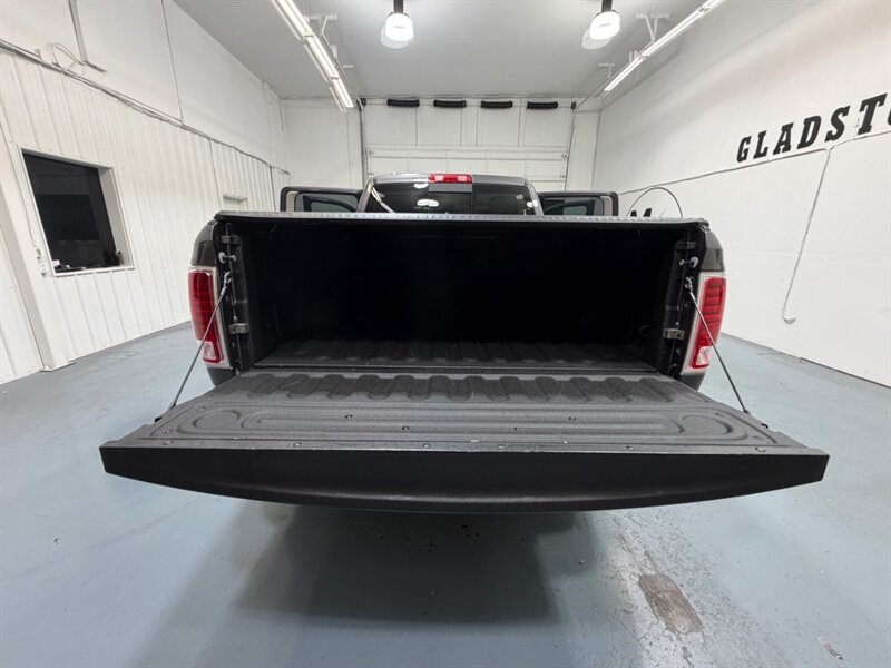 2014 RAM 1500 Laramie Crew Cab 4X4 5.7L V8 /Leather / LOADED /Heated & Cooled Leather Seats / Sunroof / ZERO RUST - Photo 31 - Gladstone, OR 97027