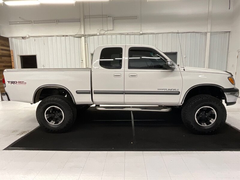 2000 Toyota Tundra SR5 TRD OFF ROAD 4X4 / 4.7L V8 / LIFTED/ 113K MILE  / BRAND NEW 35 " A/T TIRES / LOCAL TRUCK / RUST FREE - Photo 4 - Gladstone, OR 97027