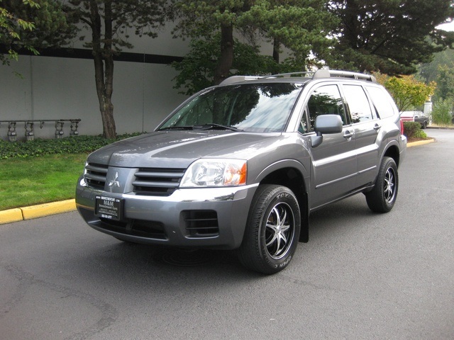 2004 Mitsubishi Endeavor XLS SUV / All Wheel Drive / Loaded / Sharp!   - Photo 1 - Portland, OR 97217