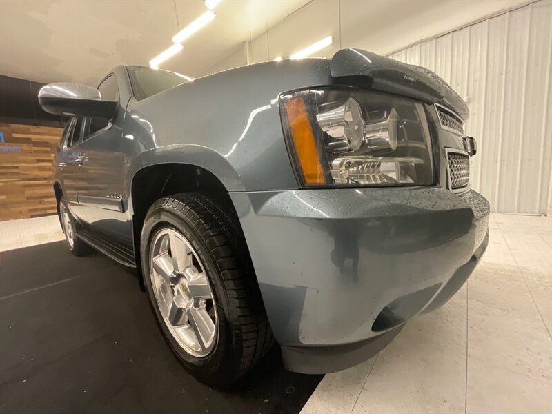 2008 Chevrolet Tahoe LTZ 4X4 / Navi & Backup Camera / Leather & Heated  / THIRD ROW SEAT / LOCAL SUV / CLEAN CLEAN !! - Photo 9 - Gladstone, OR 97027