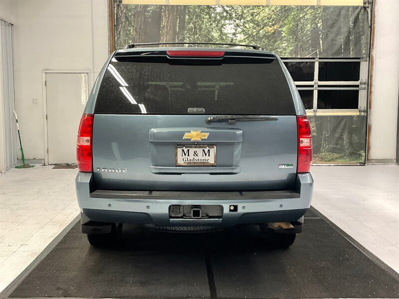 2008 Chevrolet Tahoe LTZ 4X4 / Navi & Backup Camera / Leather & Heated  / THIRD ROW SEAT / LOCAL SUV / CLEAN CLEAN !! - Photo 6 - Gladstone, OR 97027