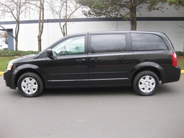 2009 Dodge Grand Caravan SE/ Flex Fuel/ Sto-N-Go - Photo 2 - Portland, OR 97217