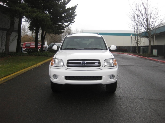 2004 Toyota Sequoia Limited   - Photo 2 - Portland, OR 97217