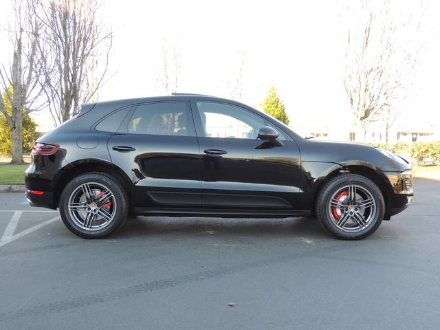 2015 Porsche Macan S / AWD / Sport Chrono Pkg / 5500 miles   - Photo 4 - Portland, OR 97217
