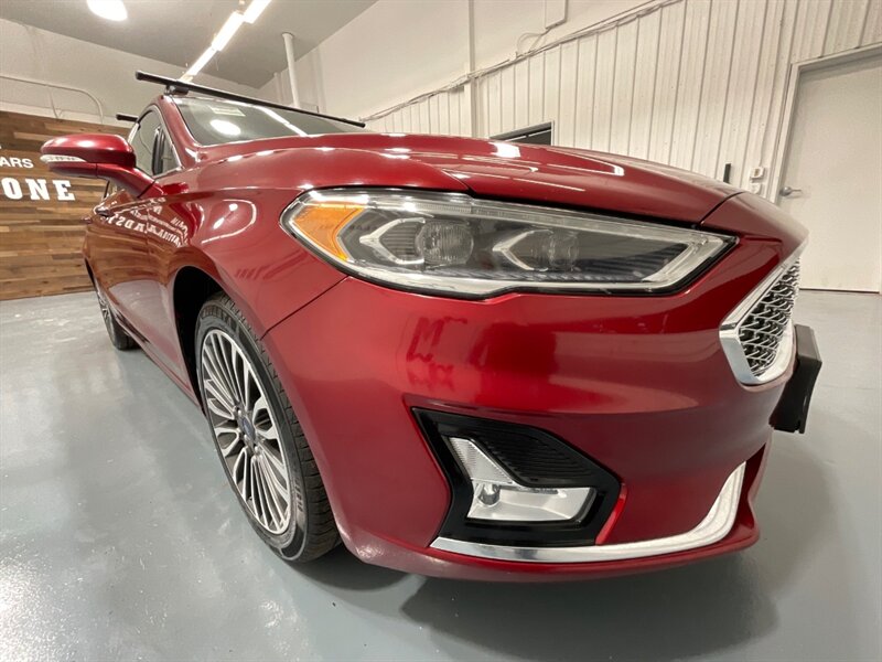 2019 Ford Fusion Energi Titanium Plug-in Hybrid / 1-OWNER / FULLY LOADED / Heated & Cooled leather seats / Sunroof / Navi / BLIS - Photo 54 - Gladstone, OR 97027