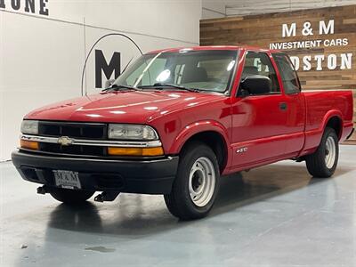 2002 Chevrolet S-10 LS 5-SPEED MANUAL / 4Cyl / ZERO RUST  /104K MILES Truck