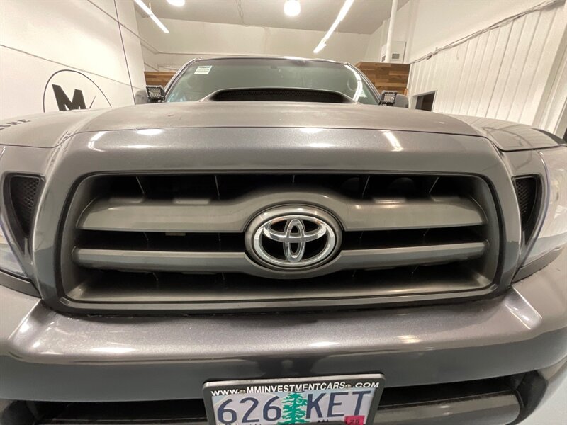 2010 Toyota Tacoma V6 TRD SPORT Double Cab 4X4 / Leather / LIFTED  / Long Bed / Heated Seats / Backup Camera / LONG BED - Photo 30 - Gladstone, OR 97027