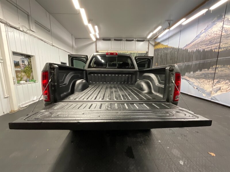 2005 Dodge Ram 2500 SLT 4X4 / 5.9L CUMMINS DIESEL / 6-SPEED MANUAL  LOCAL OREGON TRUCK / RUST FREE / Excel Cond / 107,000 MILES - Photo 22 - Gladstone, OR 97027