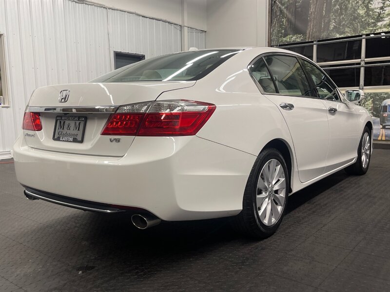 2015 Honda Accord EX-L V6 / Leather He   - Photo 8 - Gladstone, OR 97027