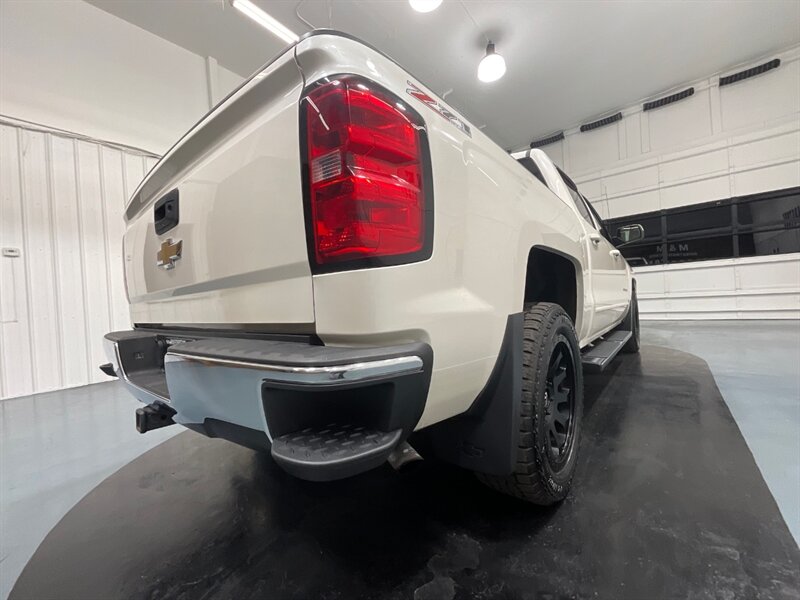 2015 Chevrolet Silverado 1500 LT Z71 Crew Cab 4X4 / 5.3L V8 / Backup Cam /CLEAN   - Photo 57 - Gladstone, OR 97027