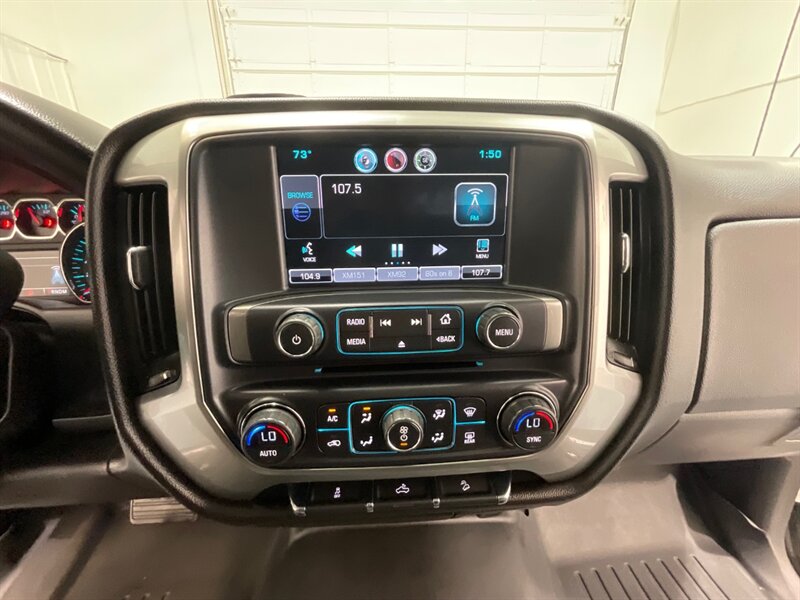 2015 Chevrolet Silverado 1500 LT Z71 Crew Cab 4X4 / 5.3L V8 / Backup Cam /CLEAN   - Photo 19 - Gladstone, OR 97027