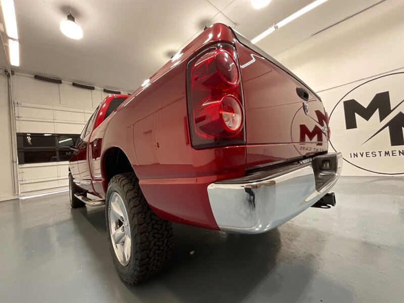 2007 Dodge Ram 1500 Laramie 4X4 / 5.7L V8 Hemi / 1-OWNER/ 55,000 MILES  / ZERO RUST - Photo 54 - Gladstone, OR 97027