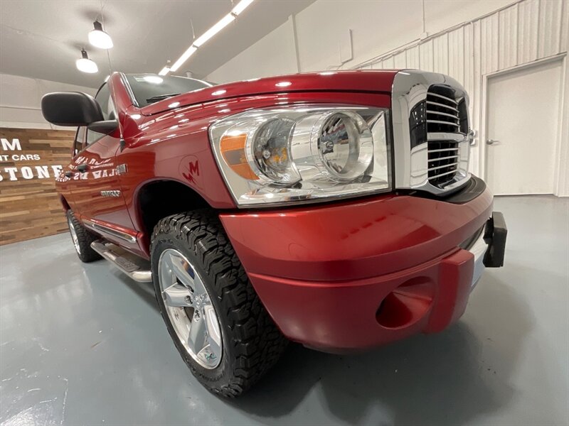 2007 Dodge Ram 1500 Laramie 4X4 / 5.7L V8 Hemi / 1-OWNER/ 55,000 MILES  / ZERO RUST - Photo 53 - Gladstone, OR 97027