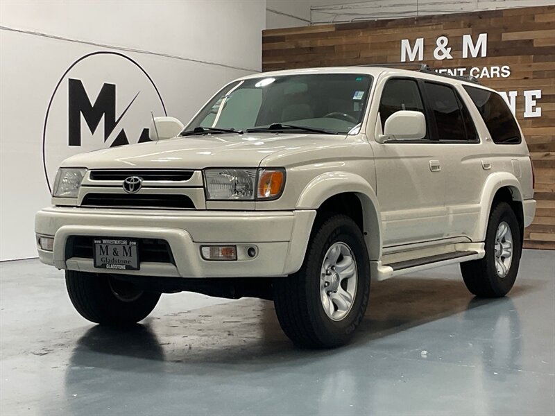 2002 Toyota 4Runner Limited 4X4 / 3.4L V6 / FRESH TIMING BELT SERVICE  / ZERO RUST - Photo 1 - Gladstone, OR 97027