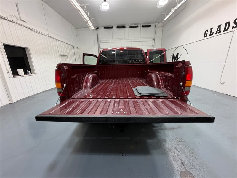 2000 Chevrolet Silverado 1500 LS 4X4 5.3L V8 / Backup Cam/ZERO RUST /75k MILES /Towing Pkg /LOCAL OREGON TRUCK - Photo 10 - Gladstone, OR 97027