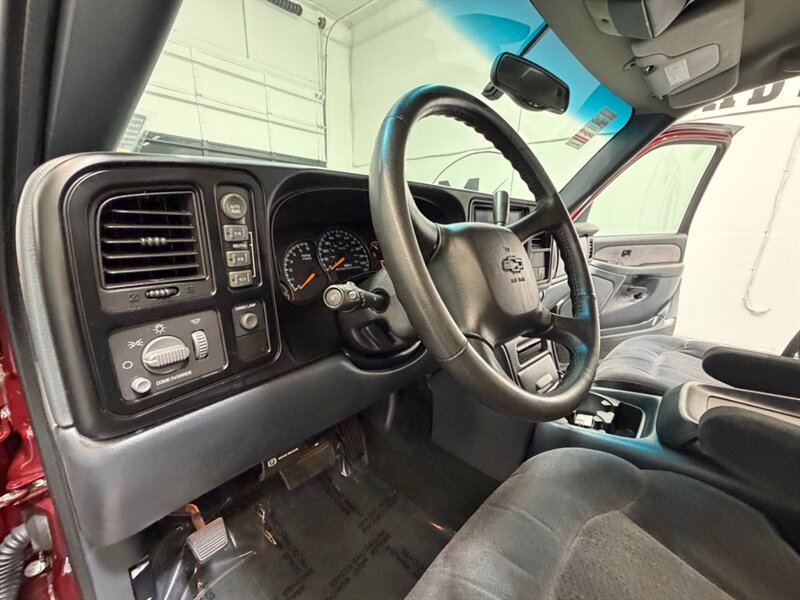 2000 Chevrolet Silverado 1500 LS 4X4 5.3L V8 / Backup Cam/ZERO RUST /75k MILES /Towing Pkg /LOCAL OREGON TRUCK - Photo 37 - Gladstone, OR 97027