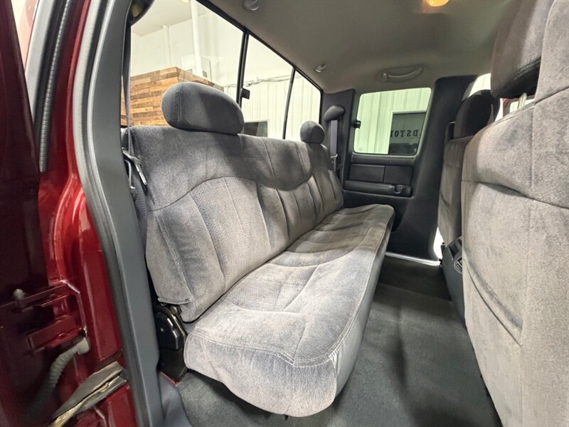 2000 Chevrolet Silverado 1500 LS 4X4 5.3L V8 / Backup Cam/ZERO RUST /75k MILES /Towing Pkg /LOCAL OREGON TRUCK - Photo 14 - Gladstone, OR 97027