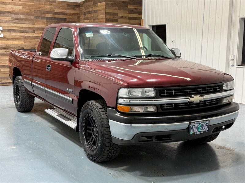 2000 Chevrolet Silverado 1500 LS 4X4 5.3L V8 / Backup Cam/ZERO RUST /75k MILES /Towing Pkg /LOCAL OREGON TRUCK - Photo 2 - Gladstone, OR 97027
