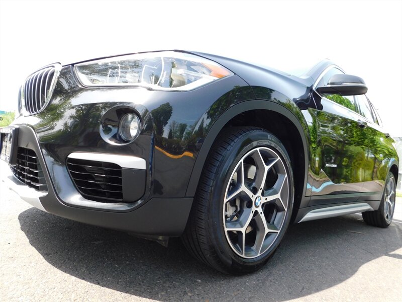 2016 BMW X1 xDrive28i / AWD / Panoramic Sunroof / 33,000 MILES