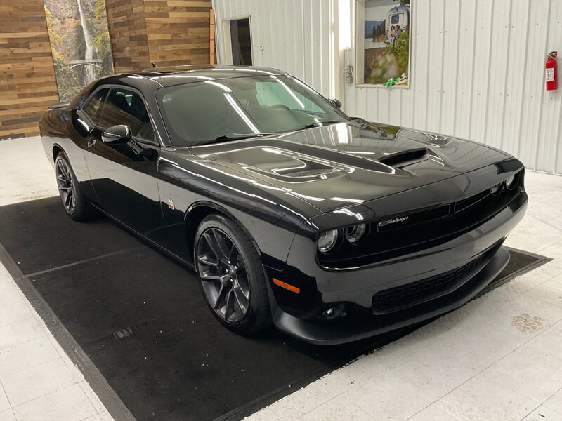 2021 Dodge Challenger R/T Scat Pack 2Dr / 392 V8 SRT / 6-SPEED MANUAL /  / Plus Pkg, Driver Convenience Group,  Power Sunroof / ONLY 14,000 MILES - Photo 2 - Gladstone, OR 97027