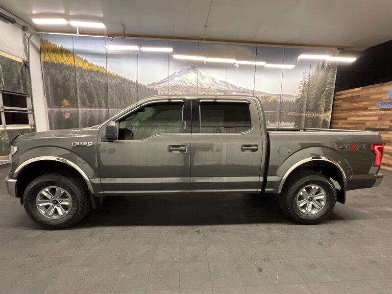 2017 Ford F-150 XLT Crew Cab 4X4 / 3.5L V6 / ONLY 42,000 MILES  BRAND NEW TIRES / SHARP & CLEAN !! - Photo 3 - Gladstone, OR 97027