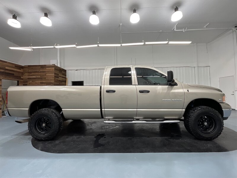 2004 Dodge Ram 2500 SLT 4X4 / 5.9L DIESEL / 6-SPEED MANUAL / LOW MILES  / ZERO RUST - Photo 4 - Gladstone, OR 97027