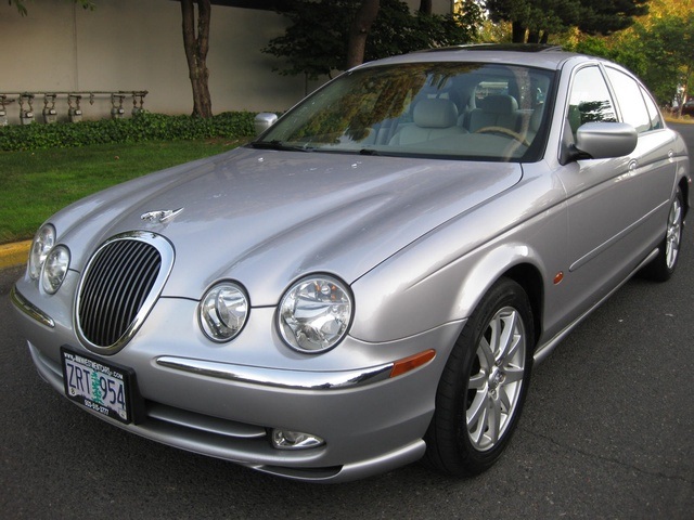 2001 Jaguar S-Type 4.0 V8 LUXURY Sedan   - Photo 10 - Portland, OR 97217