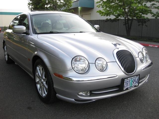 2001 Jaguar S-Type 4.0 V8 LUXURY Sedan   - Photo 9 - Portland, OR 97217