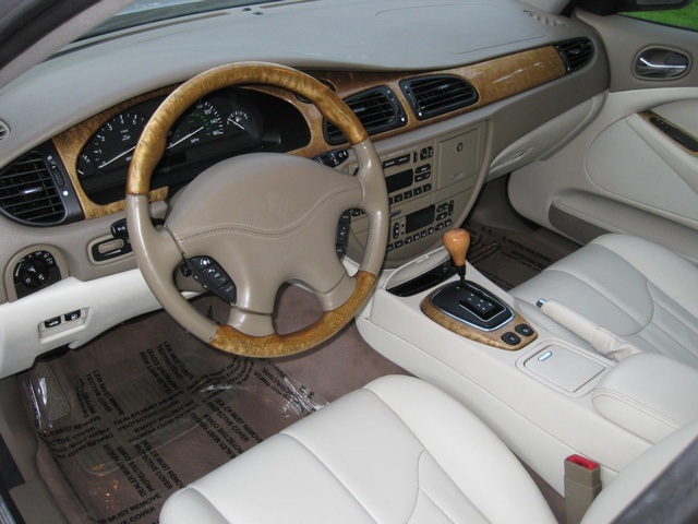 2001 Jaguar S-Type 4.0 V8 LUXURY Sedan   - Photo 38 - Portland, OR 97217