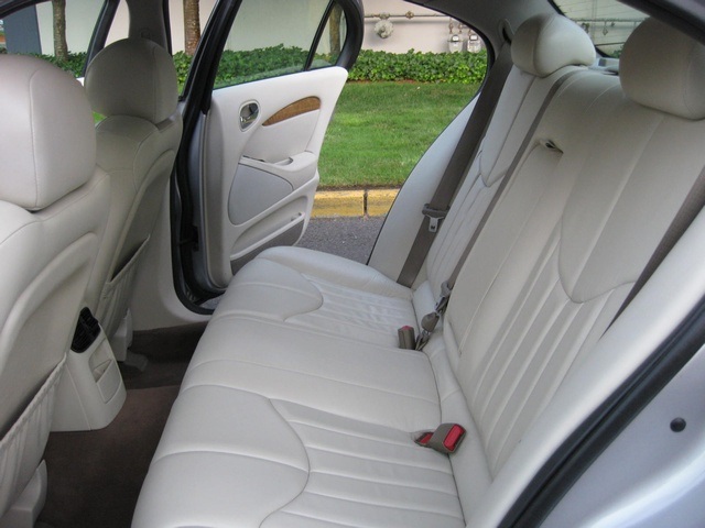 2001 Jaguar S-Type 4.0 V8 LUXURY Sedan   - Photo 30 - Portland, OR 97217