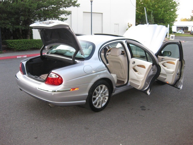 2001 Jaguar S-Type 4.0 V8 LUXURY Sedan   - Photo 24 - Portland, OR 97217