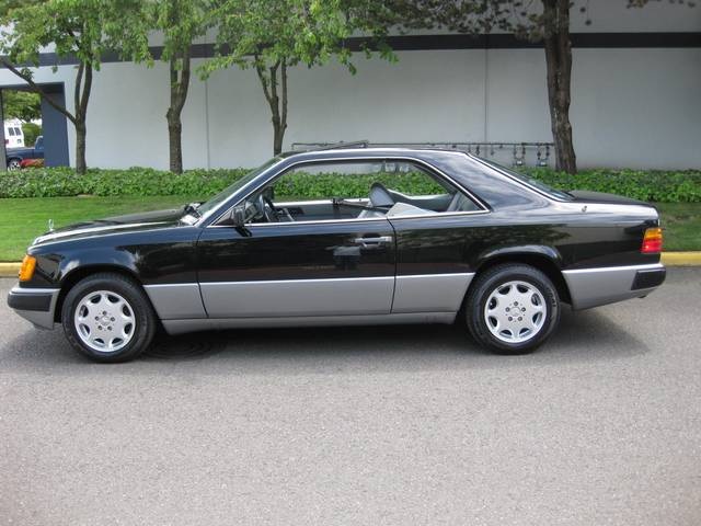 1988 Mercedes-Benz 300CE   - Photo 2 - Portland, OR 97217