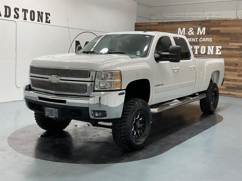 2007 Chevrolet Silverado 2500 LTZ Z71 4X4 / 6.6L DURAMAX / 1-OWNER / LIFTED  / Leather & Navigation - Photo 1 - Gladstone, OR 97027