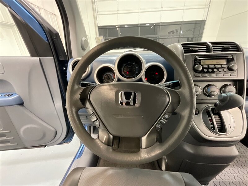 2006 Honda Element EX AWD Sunroof / NEW TIRES / ZERO RUST / LOCAL OREGON SUV / Excellent Maintenance History - Photo 18 - Gladstone, OR 97027