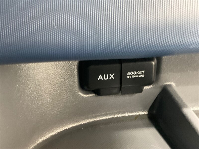 2006 Honda Element EX AWD Sunroof / NEW TIRES / ZERO RUST / LOCAL OREGON SUV / Excellent Maintenance History - Photo 19 - Gladstone, OR 97027