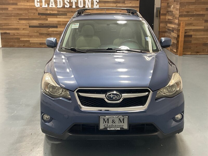 2013 Subaru XV Crosstrek 2.0i Premium AWD / Sunroof/ 5-SPEED MANUAL/1-OWNER  / LOCAL SUV / ZERO RUST - Photo 5 - Gladstone, OR 97027