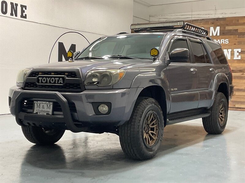 2006 Toyota 4Runner V6 SR5 4X4 /3RD ROW SEAT / LIFTED / FUEL WHEELS / CUSTOM BUILT / AUTO START / ZERO RUST - Photo 1 - Gladstone, OR 97027