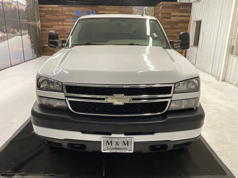 2007 Chevrolet Silverado 3500 LT Crew Cab 4X4 / 6.6L DIESEL / 1-OWNER/ LBZ MOTOR  / LOCAL OREGON TRUCK / RUST FREE / Leather & Heated seats /BF GOOD RICH TIRES & FUEL WHEELS / LONG BED - Photo 5 - Gladstone, OR 97027