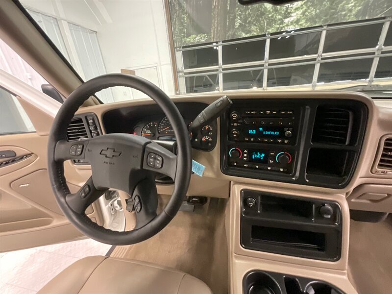 2007 Chevrolet Silverado 3500 LT Crew Cab 4X4 / 6.6L DIESEL / 1-OWNER/ LBZ MOTOR  / LOCAL OREGON TRUCK / RUST FREE / Leather & Heated seats /BF GOOD RICH TIRES & FUEL WHEELS / LONG BED - Photo 16 - Gladstone, OR 97027