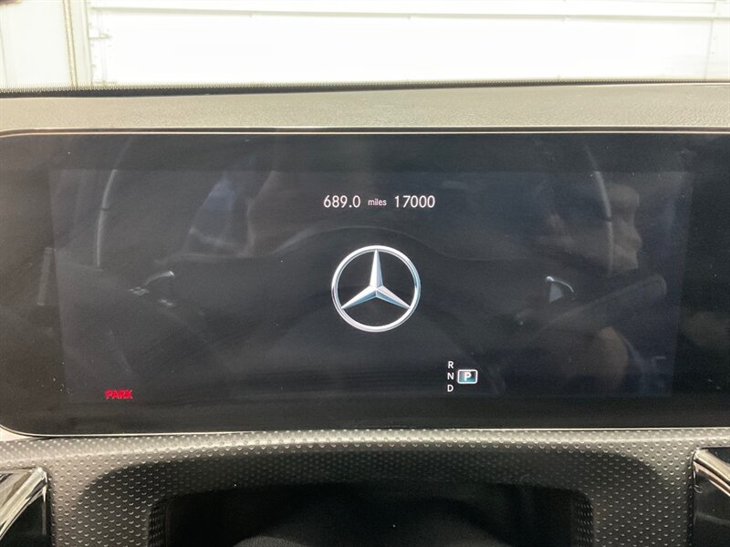 2021 Mercedes-Benz A 220 Sedan / Heated Seats / 17,000 MILES  / Excel Cond - Photo 49 - Gladstone, OR 97027