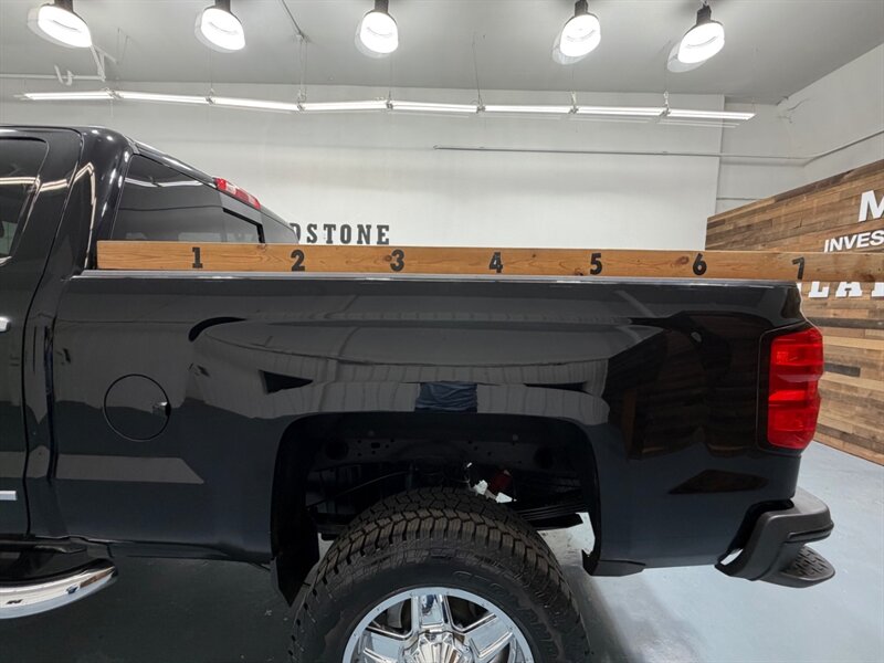 2017 Chevrolet Silverado 2500 2500HD LTZ Z71 OFF RD 4X4 6.6L DURAMAX DIESEL /LIFTED w. NEW TIRES / HEATED & COOLED LEATHER SEATS - Photo 9 - Gladstone, OR 97027
