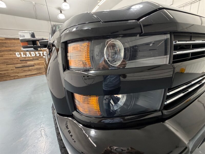 2017 Chevrolet Silverado 2500 2500HD LTZ Z71 OFF RD 4X4 6.6L DURAMAX DIESEL /LIFTED w. NEW TIRES / HEATED & COOLED LEATHER SEATS - Photo 27 - Gladstone, OR 97027