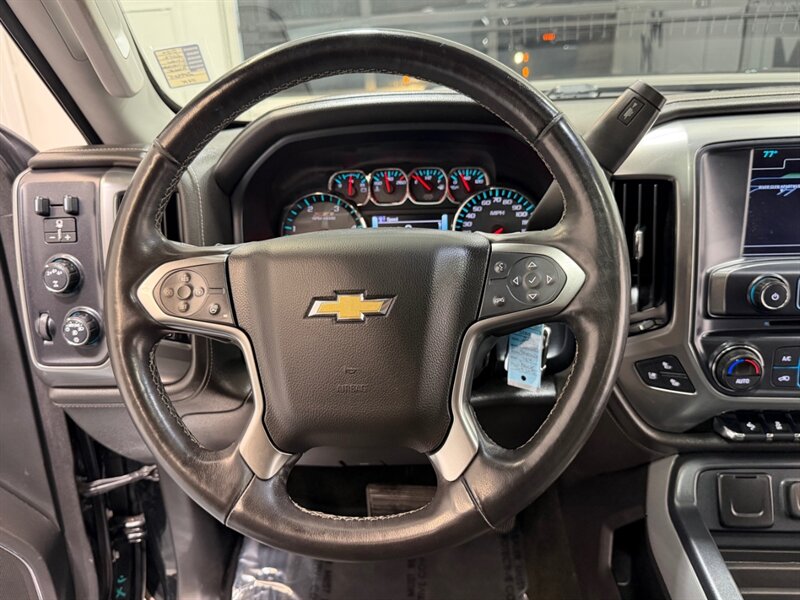 2017 Chevrolet Silverado 2500 2500HD LTZ Z71 OFF RD 4X4 6.6L DURAMAX DIESEL /LIFTED w. NEW TIRES / HEATED & COOLED LEATHER SEATS - Photo 16 - Gladstone, OR 97027