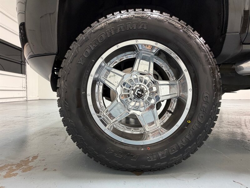 2017 Chevrolet Silverado 2500 2500HD LTZ Z71 OFF RD 4X4 6.6L DURAMAX DIESEL /LIFTED w. NEW TIRES / HEATED & COOLED LEATHER SEATS - Photo 23 - Gladstone, OR 97027