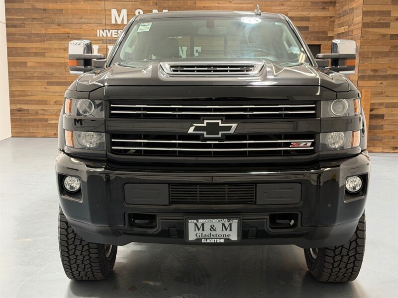 2017 Chevrolet Silverado 2500 2500HD LTZ Z71 OFF RD 4X4 6.6L DURAMAX DIESEL /LIFTED w. NEW TIRES / HEATED & COOLED LEATHER SEATS - Photo 5 - Gladstone, OR 97027
