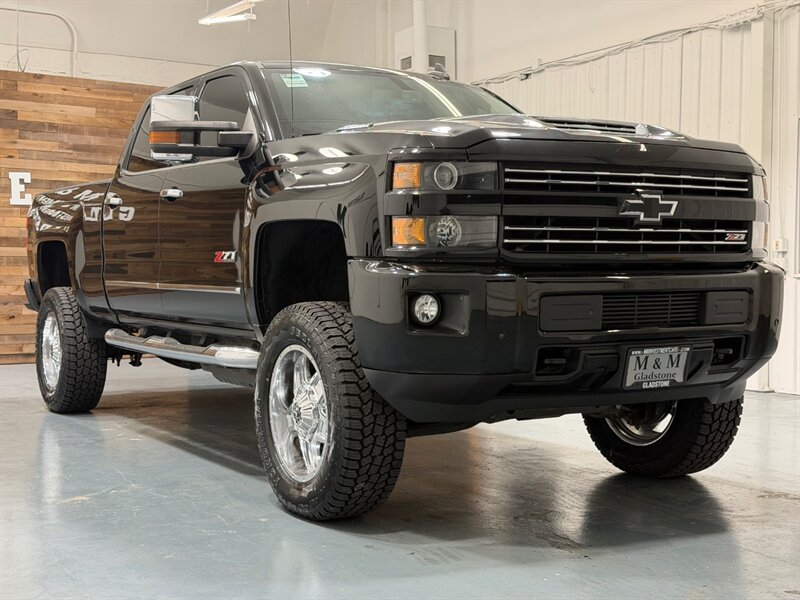 2017 Chevrolet Silverado 2500 2500HD LTZ Z71 OFF RD 4X4 6.6L DURAMAX DIESEL /LIFTED w. NEW TIRES / HEATED & COOLED LEATHER SEATS - Photo 59 - Gladstone, OR 97027