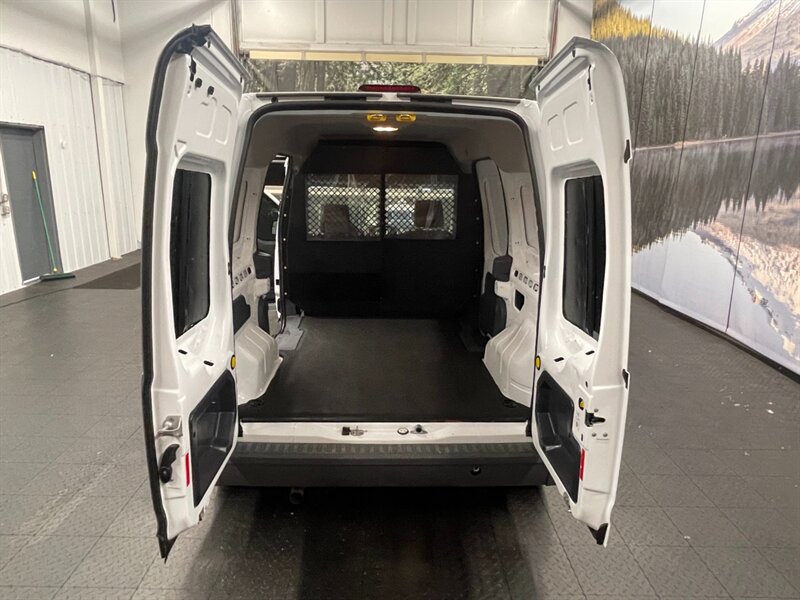 2012 Ford Transit Connect Cargo Van XL / Rear Glass / Excel Cond   - Photo 16 - Gladstone, OR 97027